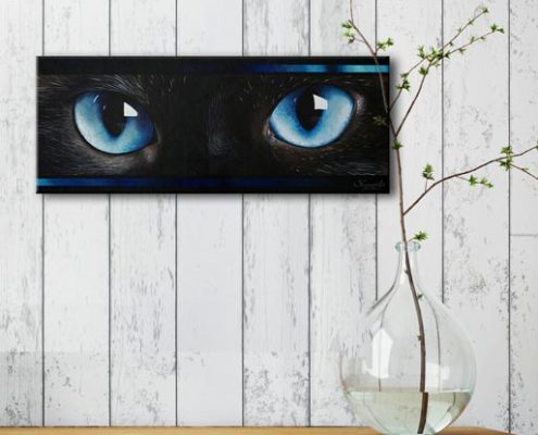 Art abstrait animalier : tableau BLUE SOUL, avec des yeux de chat, réalisé avec la technique de la peinture acrylique. Meilleur artiste peintre animalier.