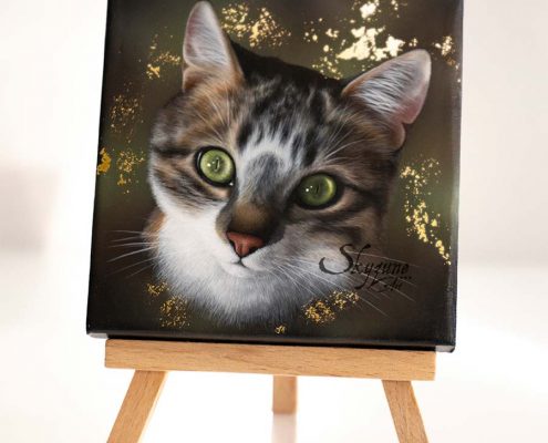 portrait dessiné d'un chat réalisé à la peinture acrylique. Commande de tableau personnalisé d'après photos réalisé par Skyzune ART, artiste animalier